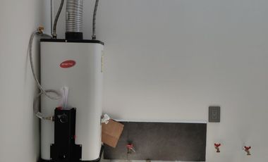 ZONA ESMERALDA, LAGO ESMERALDA, BELLA Y FUNCIONMAL CASA