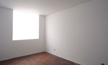 ALQUILO AMPLIO LOCAL COMERCIAL EN AV LA MAR - MIRAFLORES