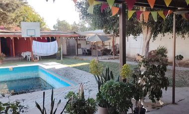 ARRIENDO CASA AV. LOS CARRERA-PRINCIPALMENTE EMPRESAS