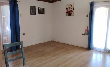 ARRIENDO CASA AV. LOS CARRERA-PRINCIPALMENTE EMPRESAS