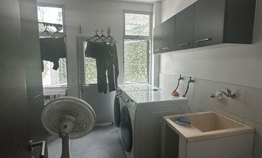 Casa de venta en Samborondón, Urbanización Vista al Parque