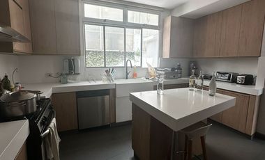 Casa de venta en Samborondón, Urbanización Vista al Parque