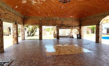 FINCA EN VENTA EN SAN JOSE TEQUISQUIAPAN