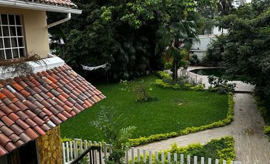 Casa de venta en Samborondón, Urbanización La Puntilla