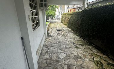 Casa de venta en Samborondón, Urbanización La Puntilla