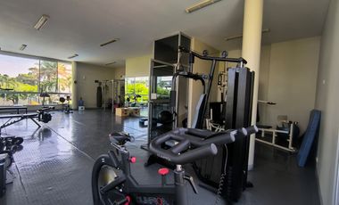 Alquilo - departamento planta baja - 2 dormitorios 2 baños - sala - comedor  - cocina - dormitorio secundario - área social.