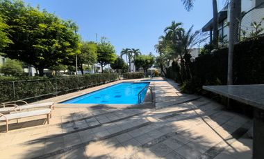 Alquilo - departamento planta baja - 2 dormitorios 2 baños - sala - comedor  - cocina - dormitorio secundario - área social.