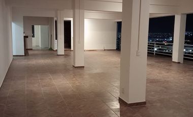 Local en renta en Plaza Quattro en Centro Sur