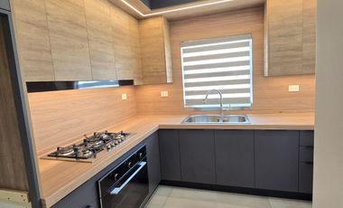 EN CERRADA QUEBEC ESTRENA CASA DE RENTA