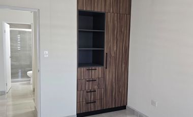 EN CERRADA QUEBEC ESTRENA CASA DE RENTA