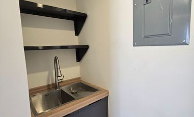 EN CERRADA QUEBEC ESTRENA CASA DE RENTA