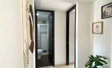 Arriendo Apto Amoblado central y seguro en Bosque Laego