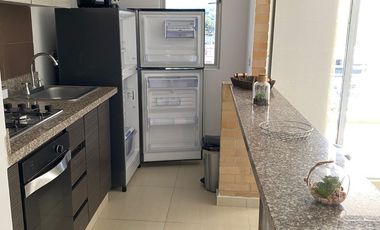 Arriendo Apto Amoblado central y seguro en Bosque Laego