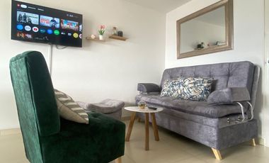 Arriendo Apto Amoblado central y seguro en Bosque Laego