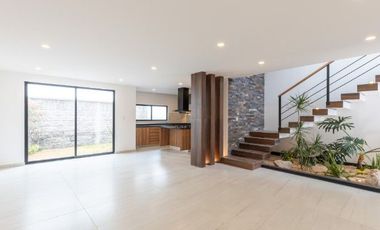 Vívela en persona: tu próxima casa en La Carcaña te está esperando