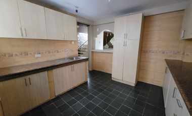 Alquiler de Casa en la 7ma etapa