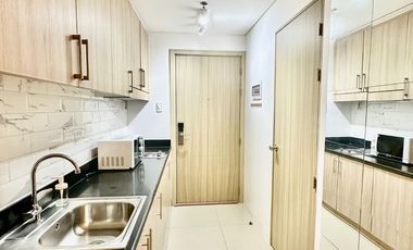 RUSH For Sale: Furnished Condo Unit at Shore Residences, Mall of Asia Pasay – Ready for Airbnb or Long-Term Rental! 🌇