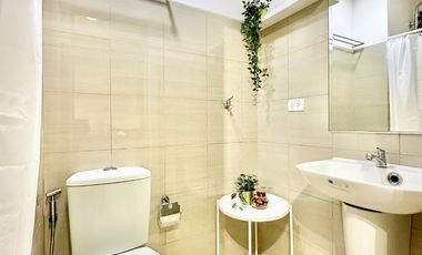 RUSH For Sale: Furnished Condo Unit at Shore Residences, Mall of Asia Pasay – Ready for Airbnb or Long-Term Rental! 🌇