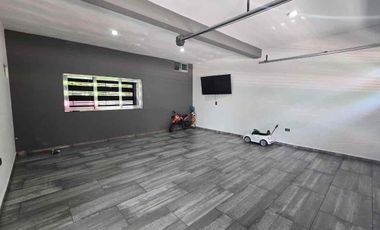 Casa en venta Frac privado Lum Ha sobre el blvd Laguitos 4 recámaras