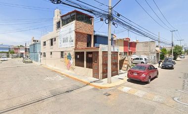 Casa en Remate Bancario en C. AURO NUMERO 100, GALAXIA , CUAUTITLAN IZCALLI. (65% debajo de su valor comercial, solo recursos propios)