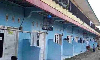 DIJUAL 27 PINTU KOST-KOSAN / KONTRAKAN + 1 KIOS DI KARAWANG