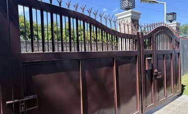 HOUSE AND LOT FOR SALE NEAR THE BEACH ID 15034