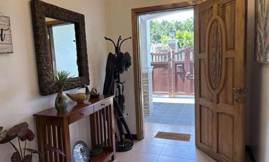 HOUSE AND LOT FOR SALE NEAR THE BEACH ID 15034