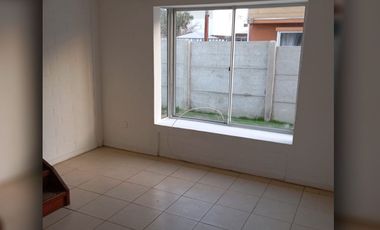 Se Vende Casa En Plaza San Miguel, La Calera.