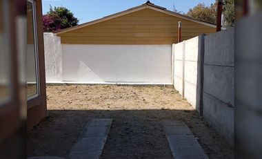 Se Vende Casa En Plaza San Miguel, La Calera.