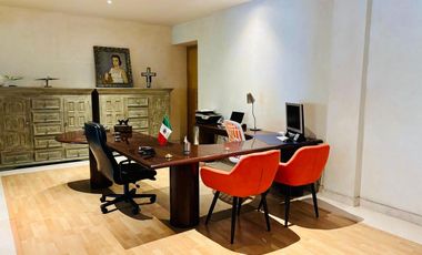 LOMAS DE BEZARES, HERMOSA CASA EN VENTA