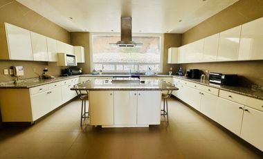 LOMAS DE BEZARES, HERMOSA CASA EN VENTA