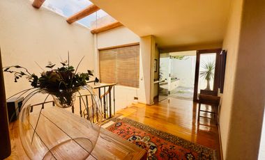 LOMAS DE BEZARES, HERMOSA CASA EN VENTA