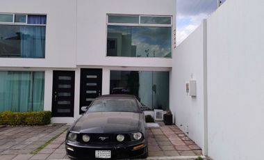 Casa en Cuautlancingo cerca a Plaza san Diego Cholula, a 10 min de VW y Finsa