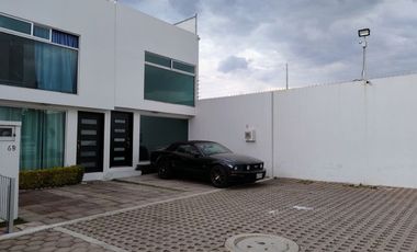 Casa en Cuautlancingo cerca a Plaza san Diego Cholula, a 10 min de VW y Finsa