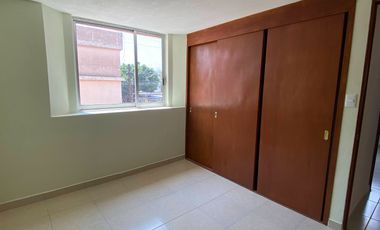 Renta departamento remodelado. Col. Vicente Guerrero. Av Nacional y 11 Sur