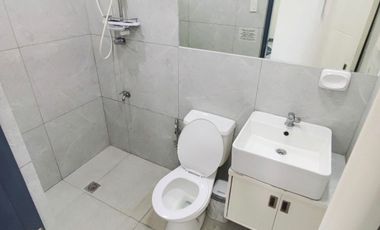 SSSSU18 New High-Tech Condo Apartment Swimming Pool Prime Location SM Angeles City