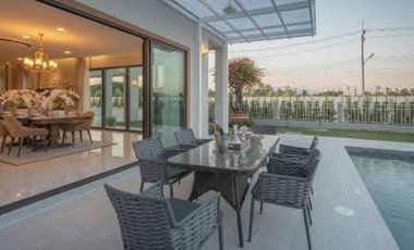 Pool villa for sale in Graceland Village, Chiang Mai. The only model home in the project, opposite Grace International School.