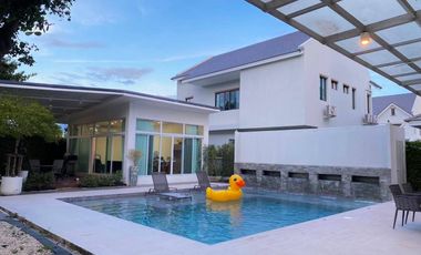 Pool villa for sale in Graceland Village, Chiang Mai. The only model home in the project, opposite Grace International School.
