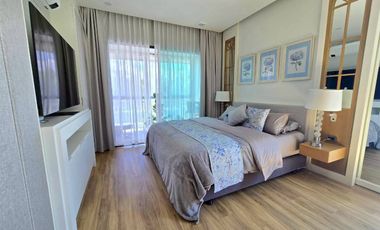 Pool villa for sale in Graceland Village, Chiang Mai. The only model home in the project, opposite Grace International School.