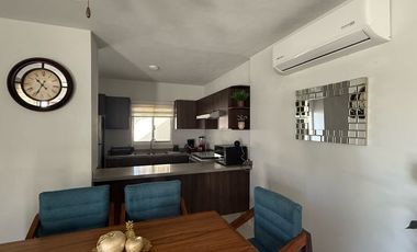 CASA AMUEBLADA EN RENTA EN PORTOVELA RESIDENCIAL