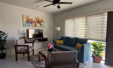 CASA AMUEBLADA EN RENTA EN PORTOVELA RESIDENCIAL