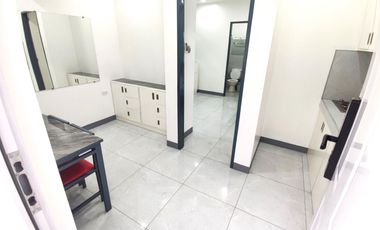 SSSSUU14 New High-Tech Condo Apartment Swimming Pool Prime Location SM Angeles City