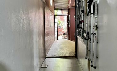 FOR SALE: Semi-Furnished Pre-Owned Home in an Exclusive Subdivision Along MacArthur Highway, San Fernando, Pampanga.