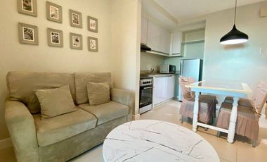 1 Bedroom For Lease in KL Mosaic Tower, Makati City