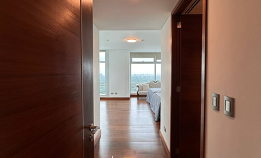 3 Bedroom For Lease in Two Roxas Triangle, Makati City