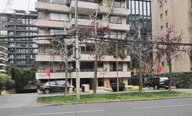 LA CAPITANIA/AV. APOQUINDO/METRO MANQUEHUE