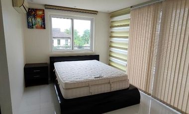 Newly-Renovated 4 bedroom House Phuket Mansion South Forbes City Inchican, Silang Cavite