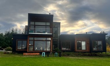 Moderna Casa Vistas Al Volcán Villarrica