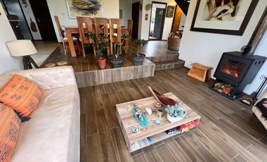 Moderna Casa Vistas Al Volcán Villarrica