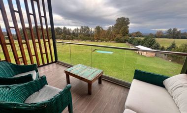 Moderna Casa Vistas Al Volcán Villarrica